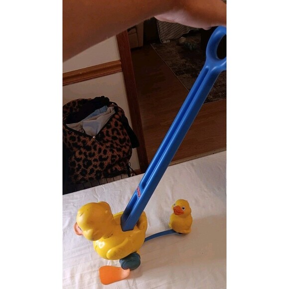 Vintage 1998 Walk 'n Waddle Duck w/ Baby Duckling Push Toy w/ Sound Fisher-Price - Picture 2 of 7